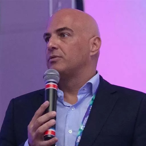 EMERSON SIÉCOLA